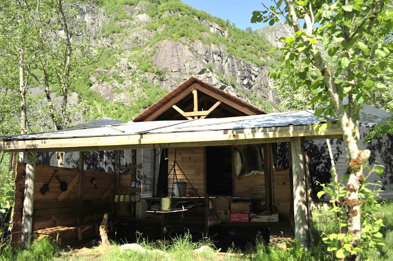 Hardanger Basecamp Hostel Osa Ngoại thất bức ảnh
