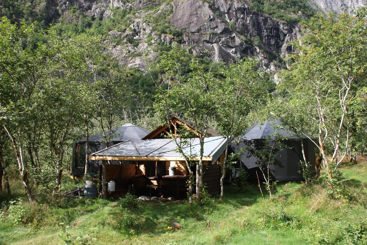 Hardanger Basecamp Hostel Osa Ngoại thất bức ảnh